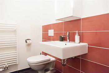 Bearlincity Apartments - City Center West Берлин Екстериор снимка