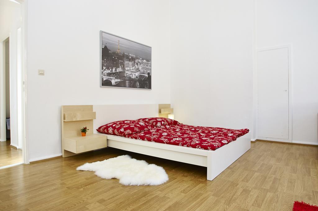 Bearlincity Apartments - City Center West Берлин Стая снимка